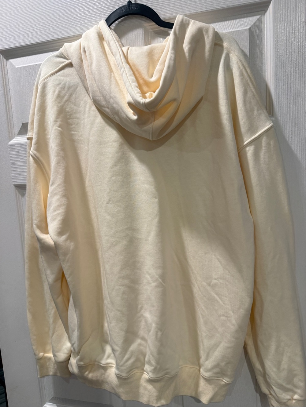 Gucci Cream Crewneck Sweatshirt with Red & Green Stripe Logo - Picture 7 of 7